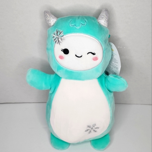 🎄 YOLLIE 🐾 Aqua Yeti Snowflake HugMee Christmas 2023 Original Squishmallow NWT - Picture 1 of 8